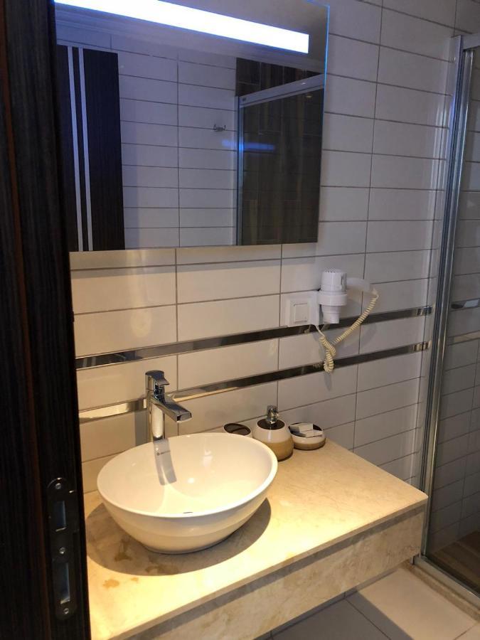 Hotel Hermes Kas Bagian luar foto