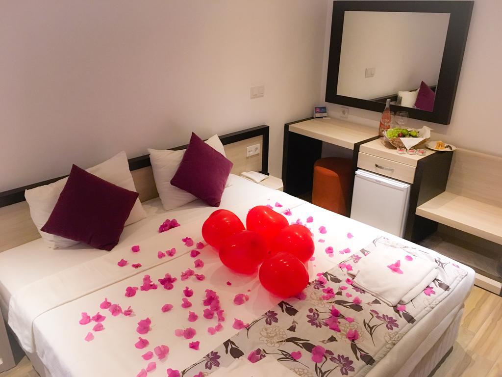 Hotel Hermes Kas Bagian luar foto